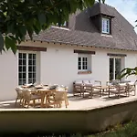 Large Family Near Deauville Vauville