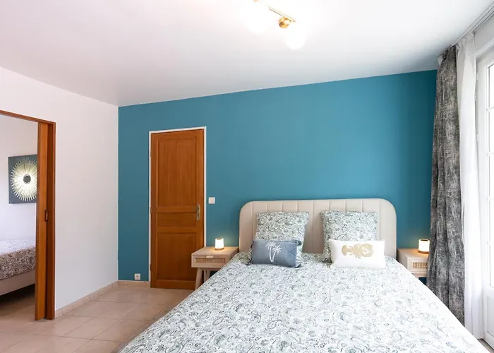 Large Family Near Deauville *